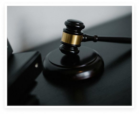 Legal team staffing services